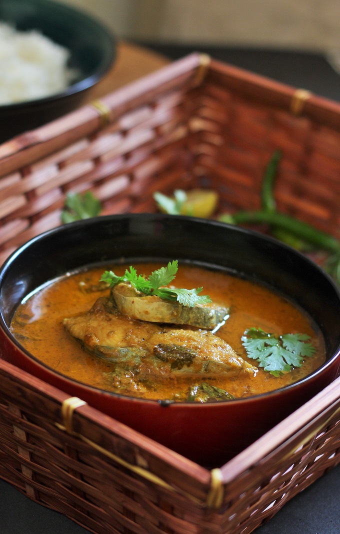 Easy Fish Gravy Recipe, How to make Indian fish gravy recipe