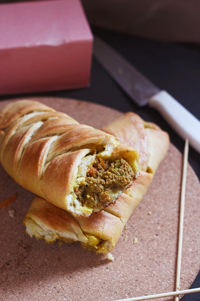 Keema Bread Roll recipe - How to make Keema Bread Roll - A very yummy and tasty bread roll recipe stuffed with the mince of lamb meat. Simple delicious and great to taste.