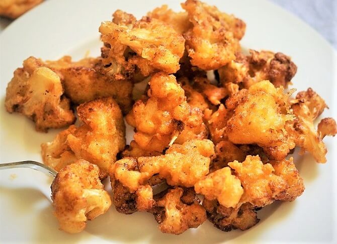 gobi fry recipe served in a plate
