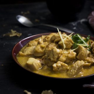 Indian Ginger Chicken recipe or the Adraki Murgh Salan, made with lots of ginger flavor will be your favorite if you love ginger. The ginger is both added in the form of paste and julienne to give lots of flavor an aroma to the chicken.