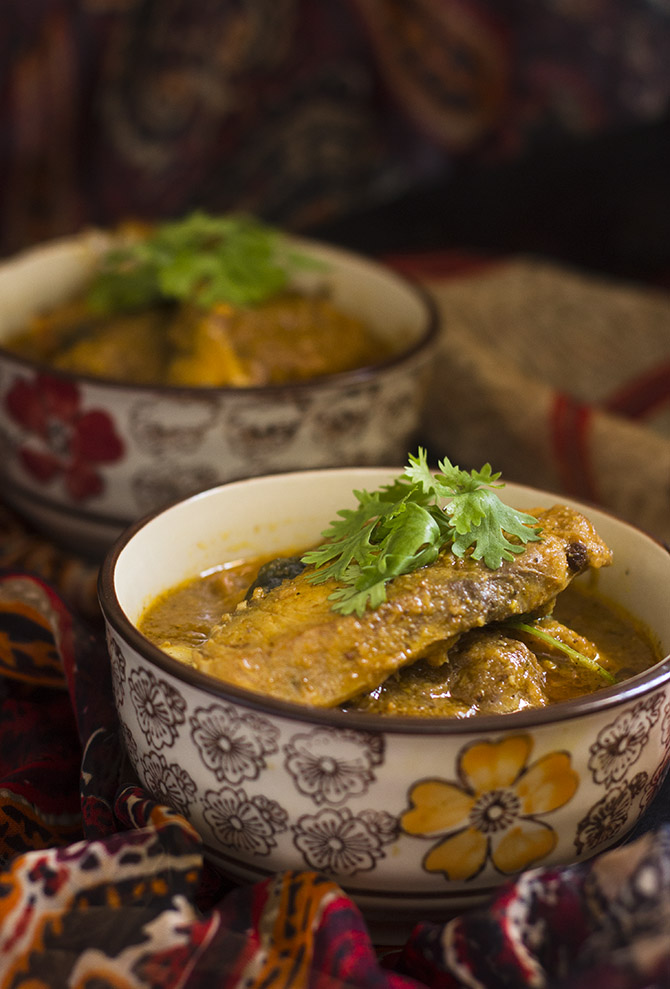 Chettinad Fish Curry, Meen Kulambu, South Indian