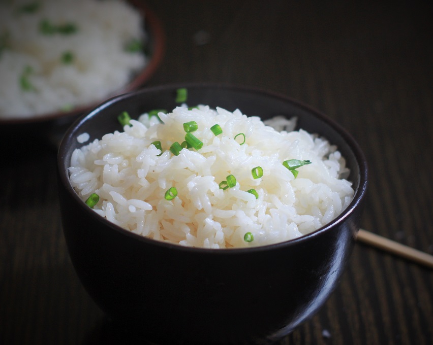 Butter Garlic Rice recipe or the easy garlic butter rice is a rice dish that do not take too much of time. It is a dish that is something which I can cook in a jiffy and yet taste delicious.