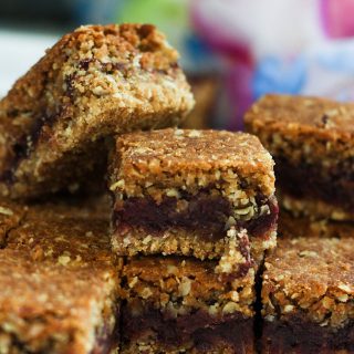 Oatmeal date bars or the date bars is a healthy, tasty and nutritious energy bars. You can just grab this for breakfast when you are rushing. Or simply take it along with you for picnic. You can even serve this as an after school snack for kids.