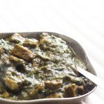 Saag Gosht Recipe or the Spinach Mutton Curry, a very popular Indian dish, is an easy to follow recipe. Made with the goodness of spinach and mutton, both rich in protein, this is surely a delight to make and eat.