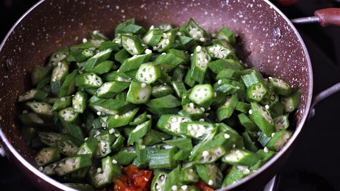 bhindi added to the masala
